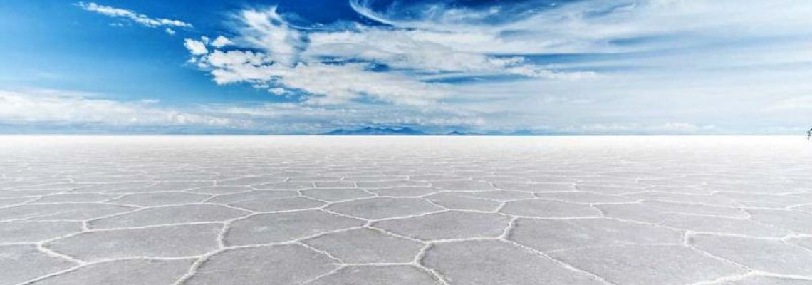 How was Salar de Uyuni formed?