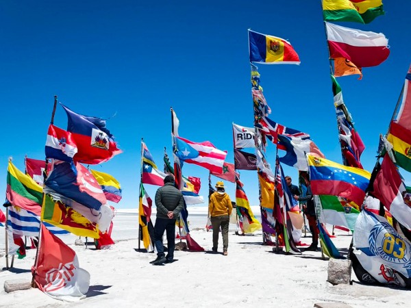 CALAMA TO CALAMA VIA UYUNI & EDUARDO AVAROA RESERVE –  4 DAY ROUND-TRIP TOUR