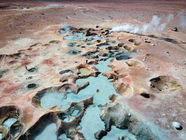 SAN PEDRO DE ATACAMA TO ARICA VIA UYUNI & SAJAMA NP – 6-DAY OVERLAND TOUR