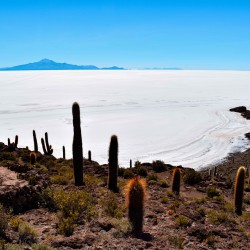 SAN PEDRO DE ATACAMA TO/FROM CALAMA VIA UYUNI – 4-DAY EXPEDITION