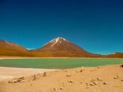 ARICA TO SAN PEDRO DE ATACAMA (or vice versa) VIA UYUNI SALT FLATS