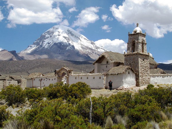 SALAR DE UYUNI VIA SAJAMA – 3 DAYS TOUR FROM LA PAZ