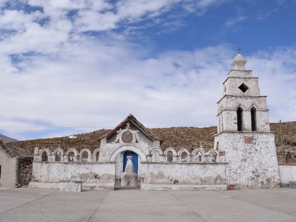 SALAR DE UYUNI VIA SAJAMA – 4 DAY TOUR FROM LA PAZ