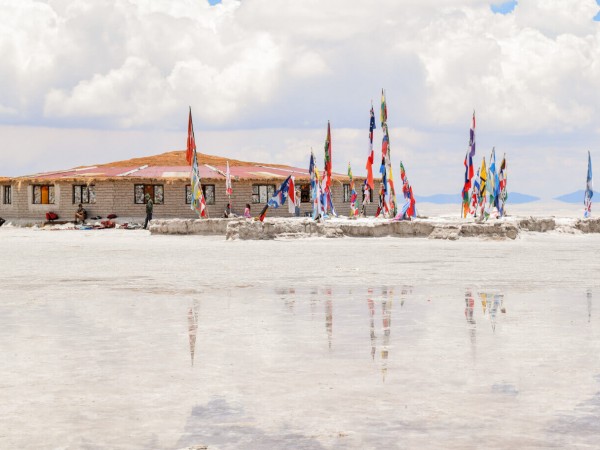 UYUNI SALT FLATS FULL DAY - 1 DAY TOUR FROM UYUNI OR LA PAZ