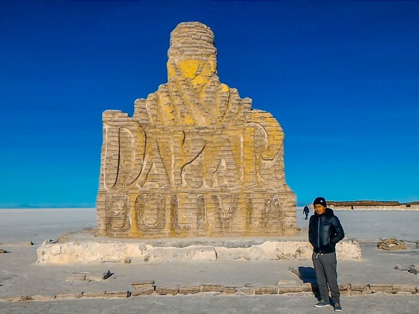 SALAR DE UYUNI - 2 DAY TOUR (SALT FLATS ONLY)